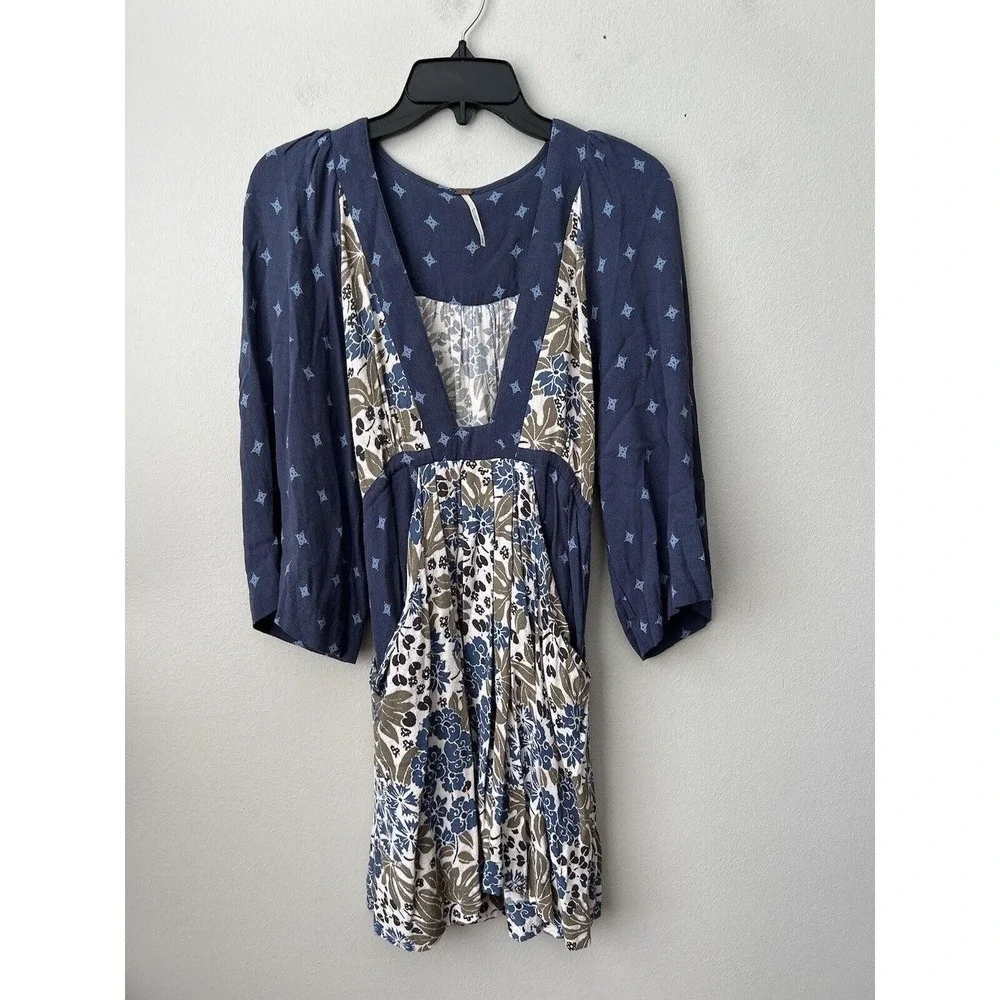 Free People Dress Womens XS Blue Floral Boho‎ Mini Babydoll Rayon Pockets V-Neck